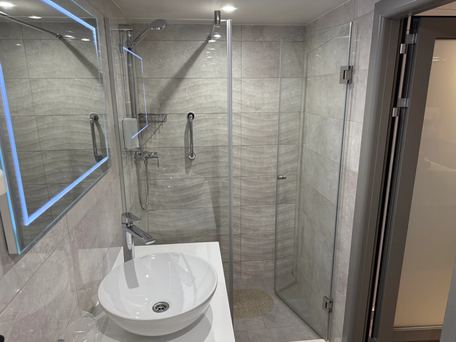 Photo 14.04.2025., 13 38 09