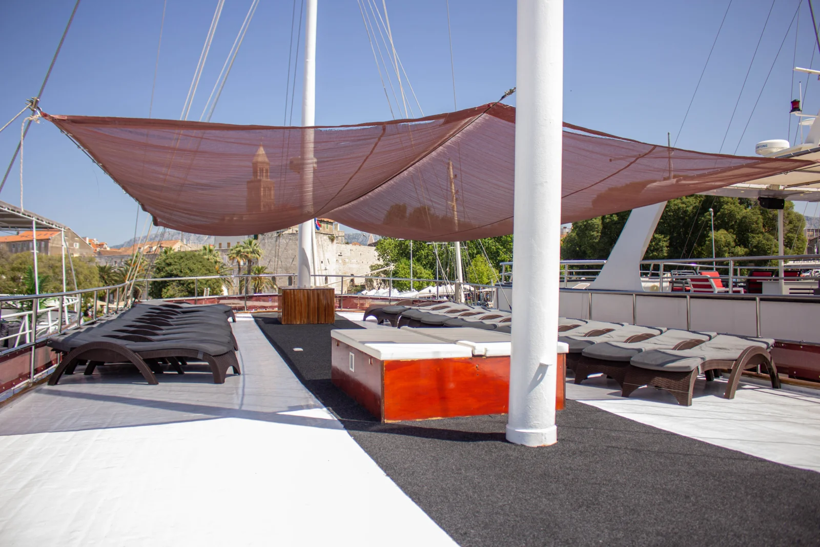 Meridijan Sundeck 2025 OM (7)