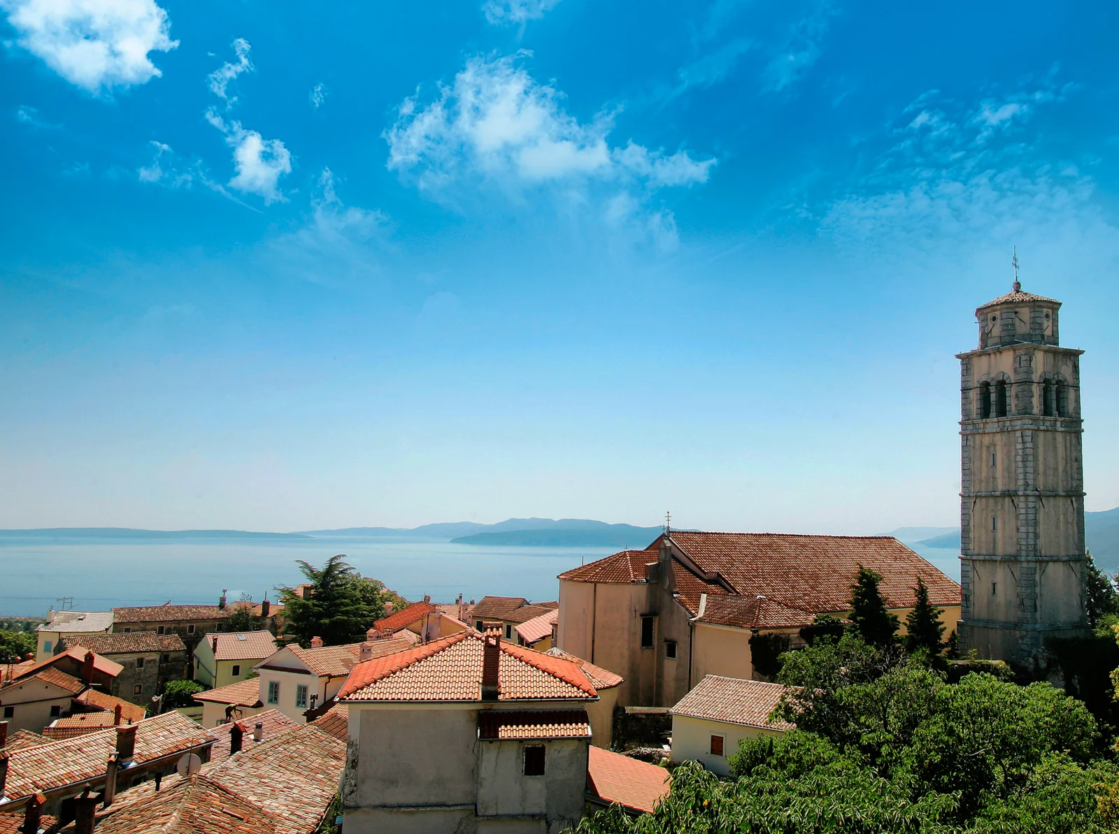 Kastav pogled Crkva Sv. Jelene Križarice_ BK (2)
