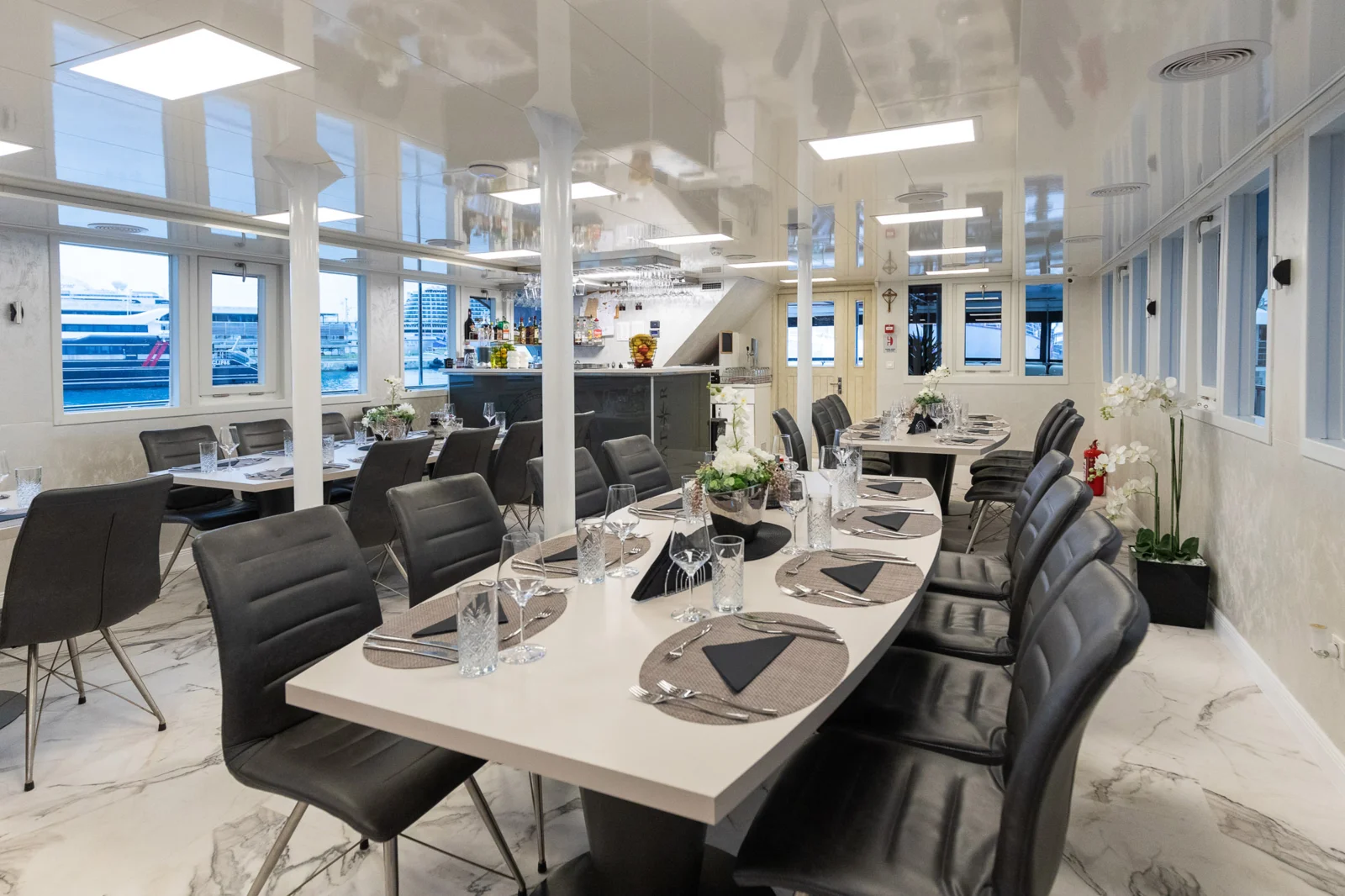 Equator_restoran - 005