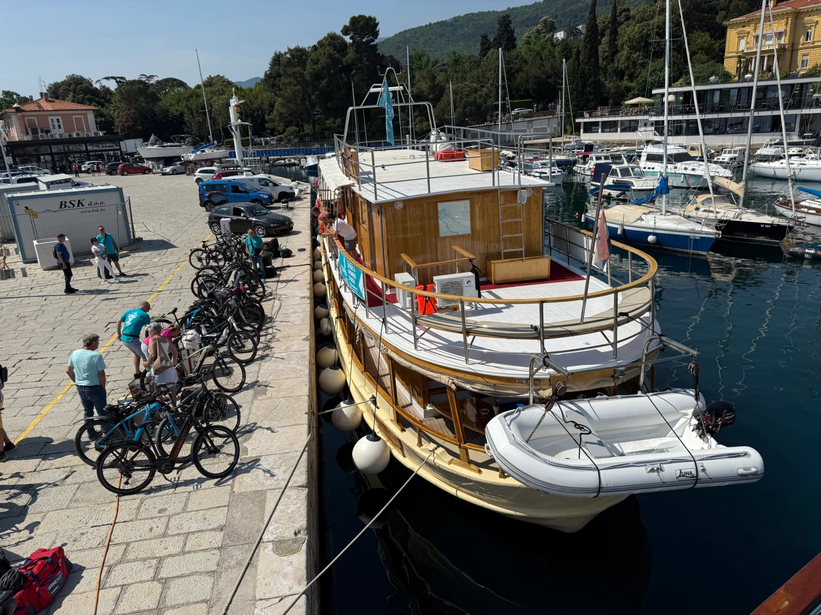 Kalipsa Ship | Traditional Ensuite Cruises in Croatia