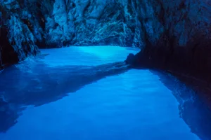 Blue Cave tour
