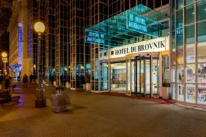 hotel entrance 2, night