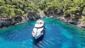 Sailing into a Hidden Cove