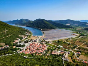 Ston by Matt Kucic (2)