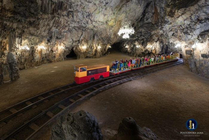 Postojna Cave Train 2_I_M_010