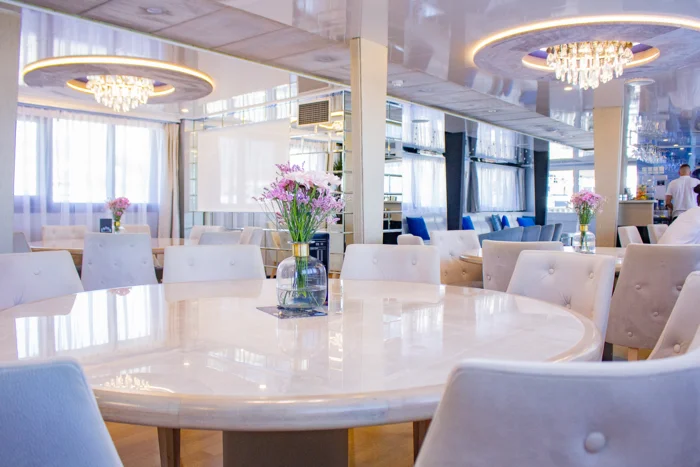 Ave Maria salon OM 2025 (17)