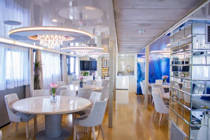 Ave Maria salon OM 2025 (19)