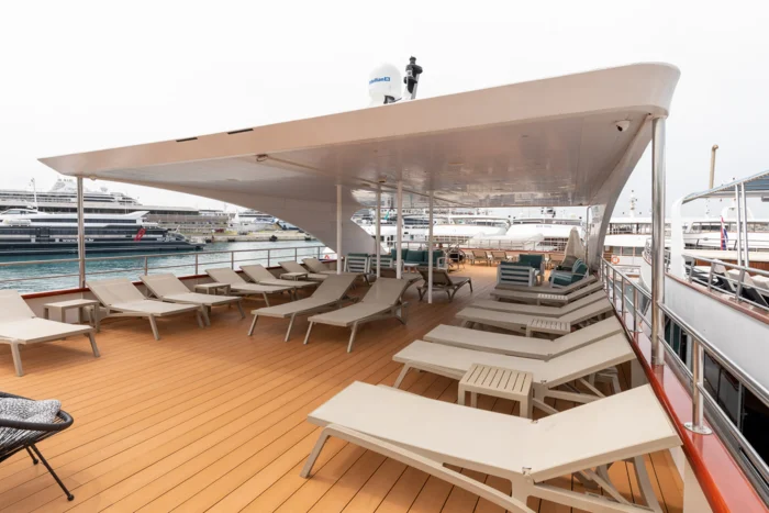 Equator_sundeck - 006