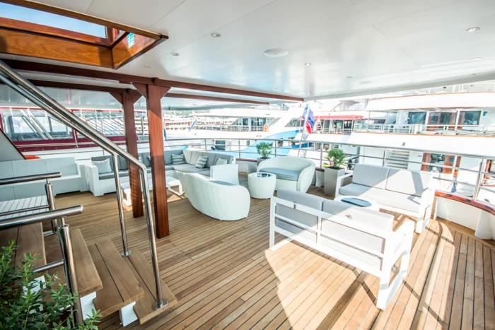 MV Markan | Deluxe Superior Ship Experience