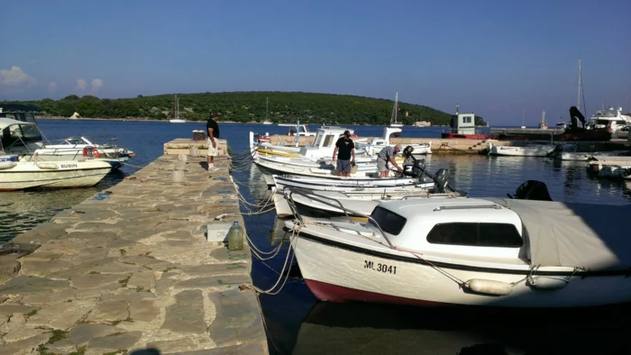 ilovik-island-harbour-croatia-island