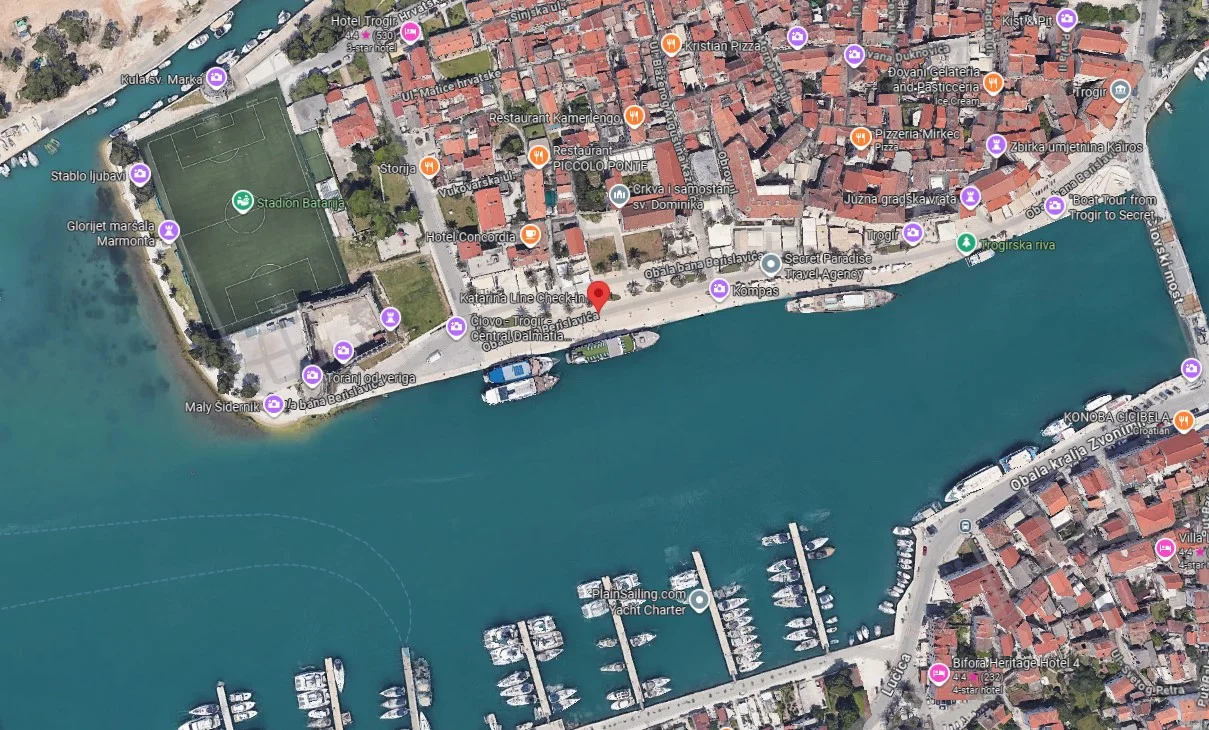Trogir luka
